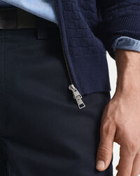 Strickjacke mit Mikrostruktur