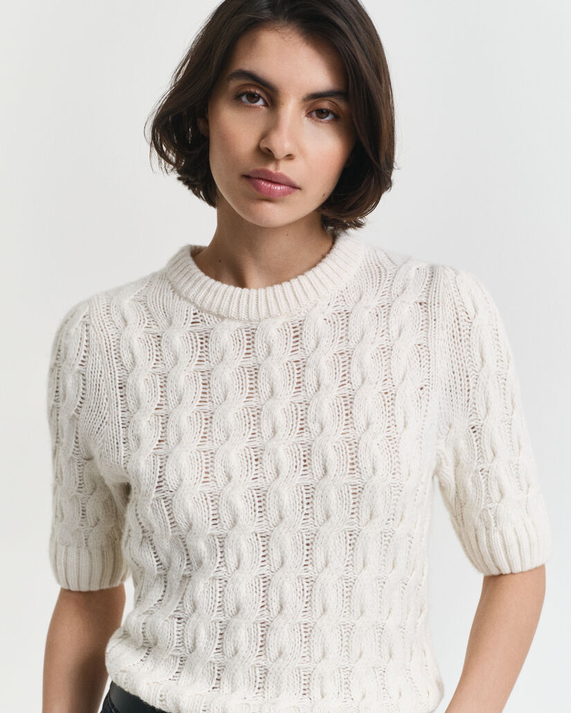 Zopfstrick Oberteil mit kurzen Puffärmeln