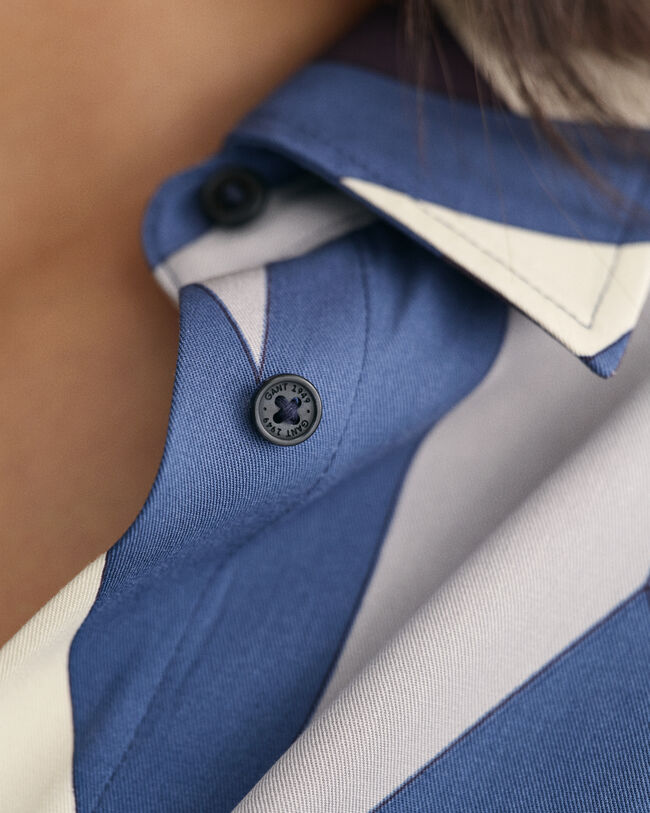 Hemdblusenkleid mit Buchstaben-Print