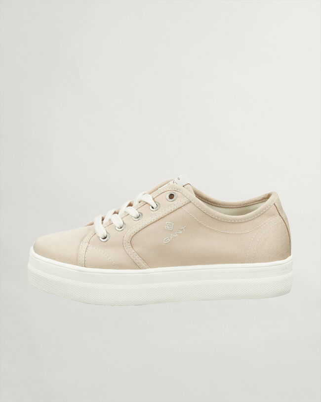 Leisha Sneaker