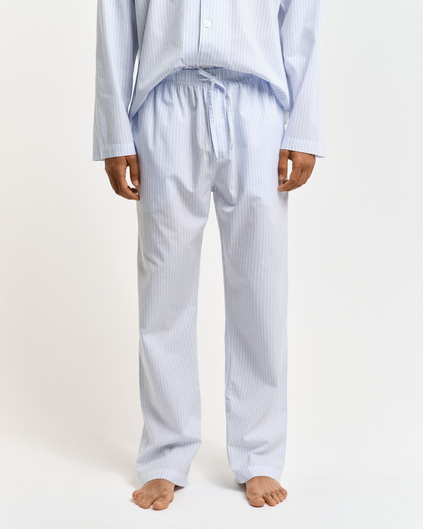Gestreifter Pyjama
