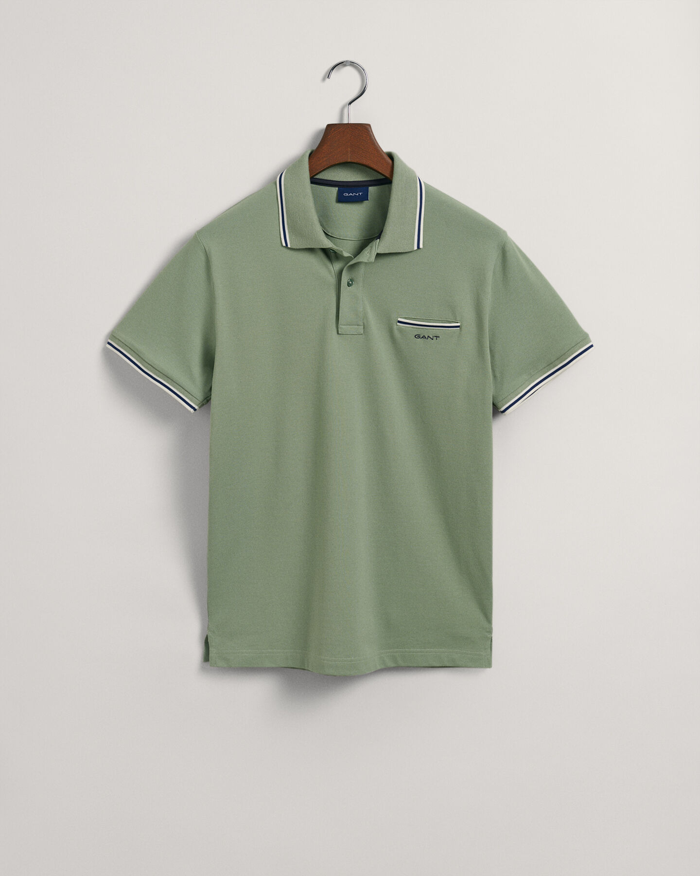 3-Color Tipped Piqu&eacute;-Poloshirt
