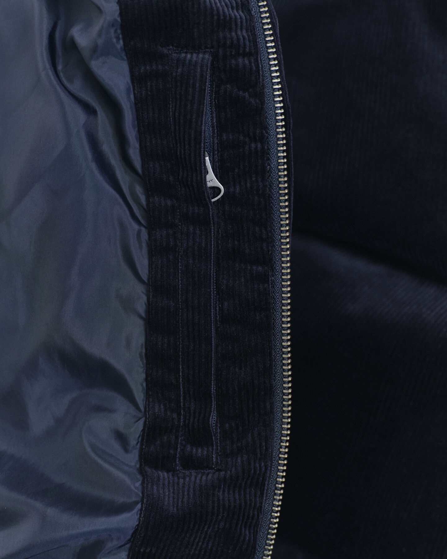 Puffer Jacke aus Cord