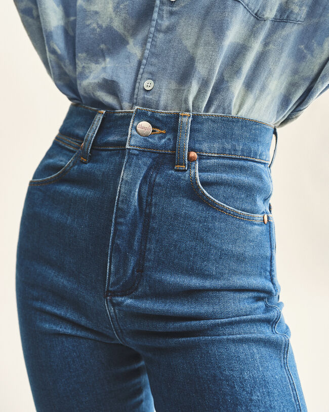 Wrangler x GANT Bootcut Jeans