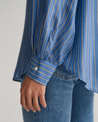 Schluppenbluse aus Seide mit Streifen