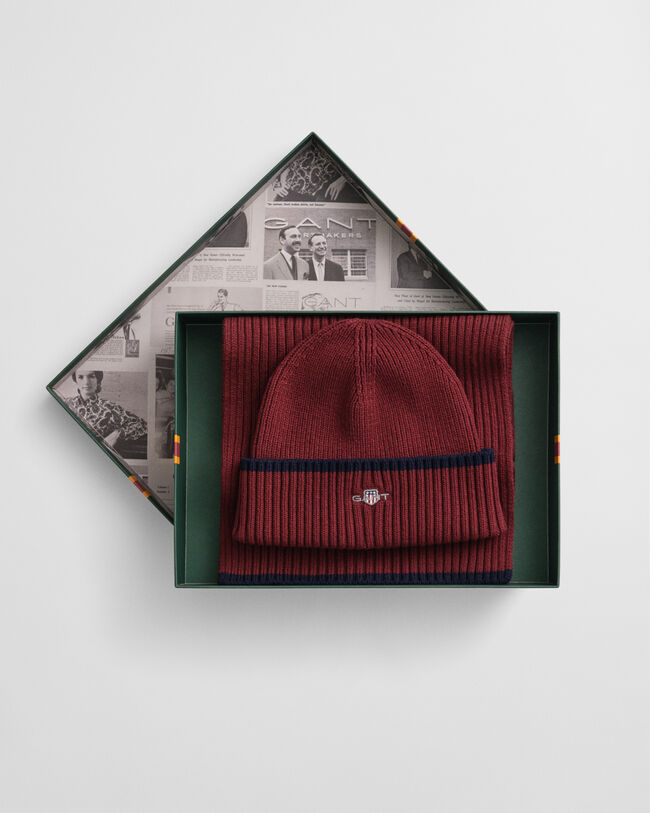 Essential Beanie und Schal im Geschenkset