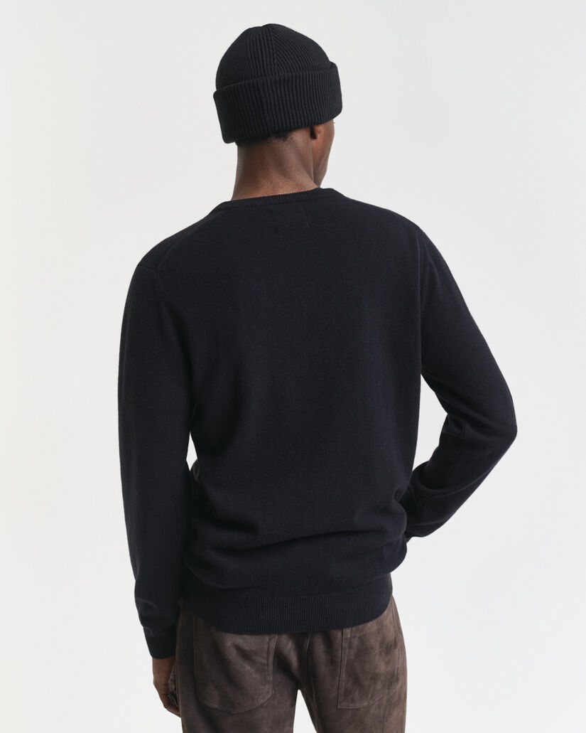 Superfine Lambswool V-Neck Pullover